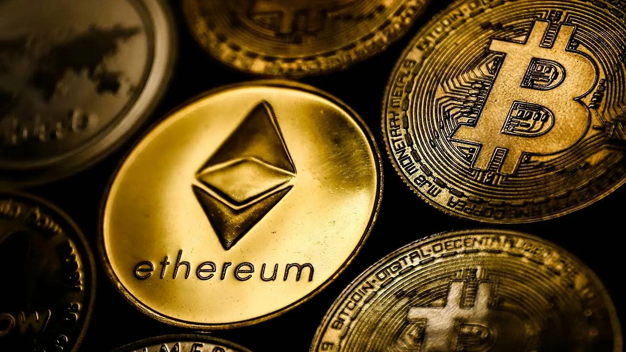 Альткоины 2025: какие токены готовы к прорыву — HYPE, ADA, XYZ, SEI или NEAR?
