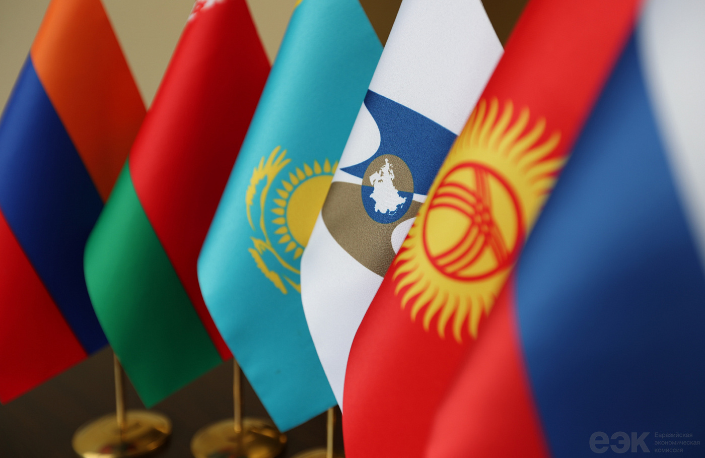 От нефти до парфюмерии: ЕАЭС и ОАЭ открывают новую эру торговли