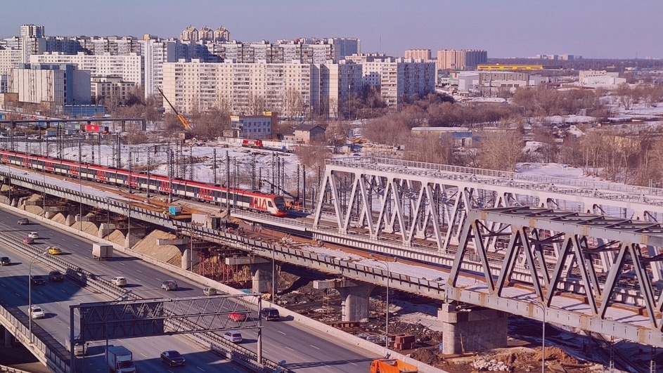 ВТБ обращается к ФНБ: 93 миллиарда на высокоскоростную магистраль Москва - Петербург!