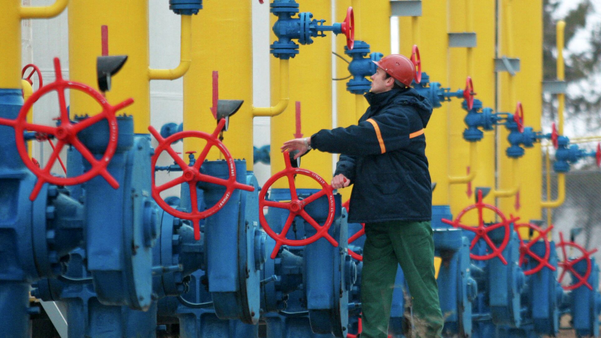 Киев в газовом тупике: два миллиарда Москве за спасение зимы