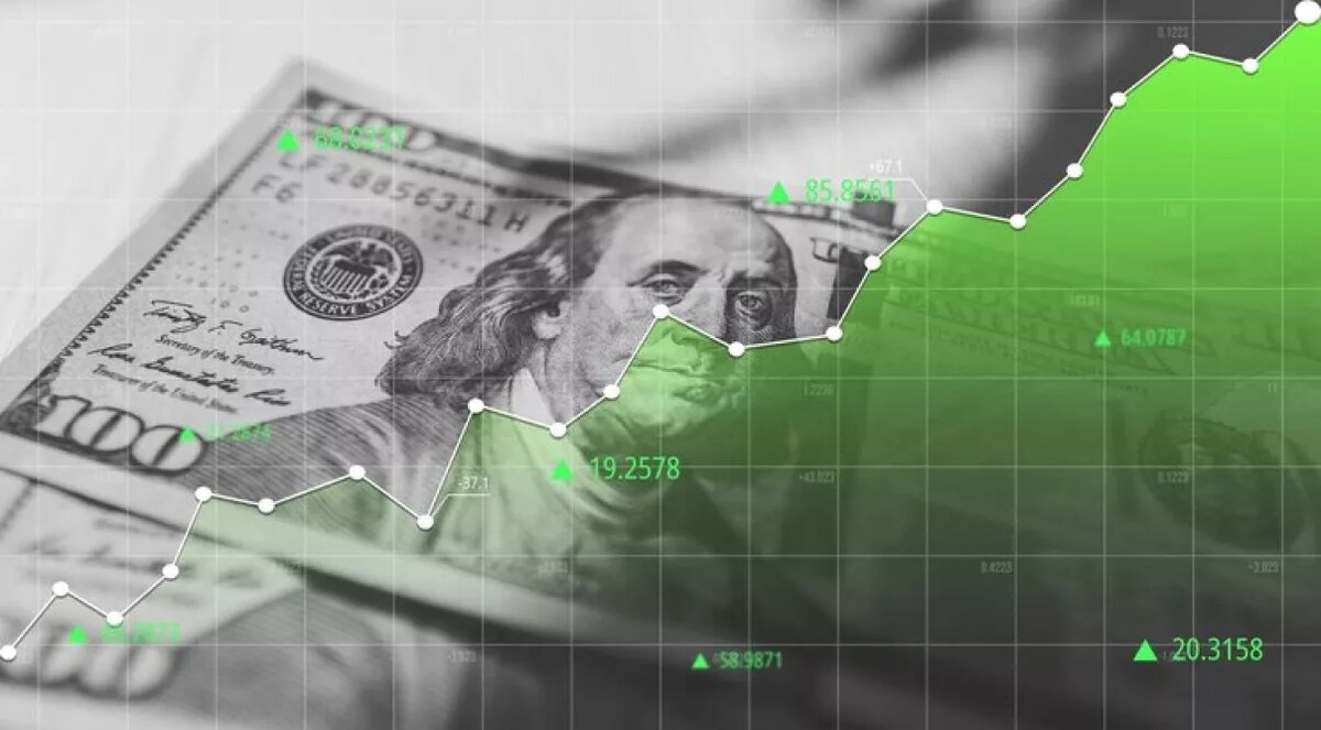 Рубль набирает силу: курс доллара опускается ниже 85 рублей