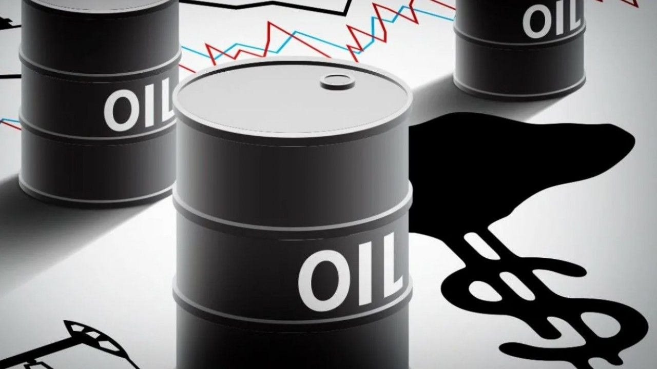 Крах на нефтяном рынке: ОПЕК+ увеличил добычу, и цены упали