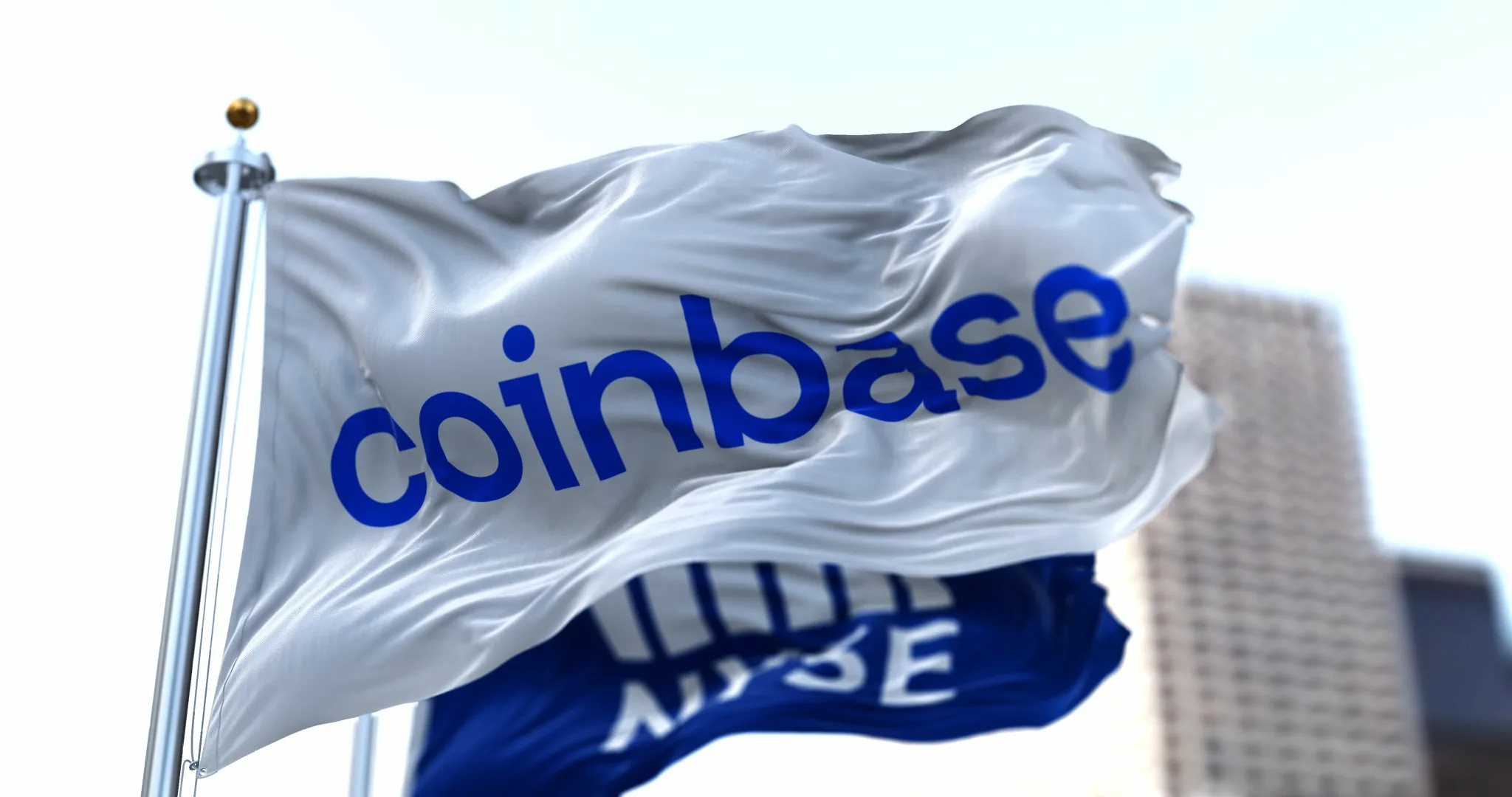 Coinbase отказалась от стратегии MicroStrategy: слишком рискованно вкладываться в биткоин
